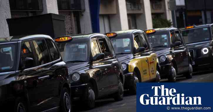 More than 10,000 London black-cab drivers launch £250m Uber lawsuit