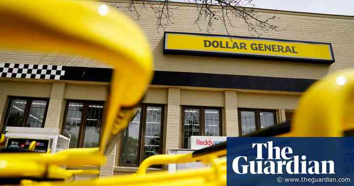 Investors push to rein in Dollar General CEO pay and perks