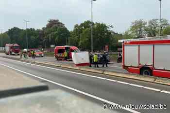 Zestiger overleden bij ernstig ongeval aan Jan de Vostunnel in Wilrijk: “Tunnel afgesloten”