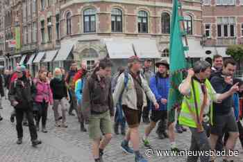 De Grote Trek gaat voor 92ste maal van het Antwerpse naar Scherpenheuvel: “Trommels en vlaggen vergroten groepsgevoel”