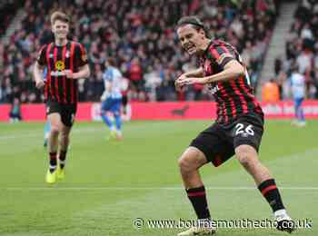 Alex Scott grateful for off-pitch support from Enes Unal
