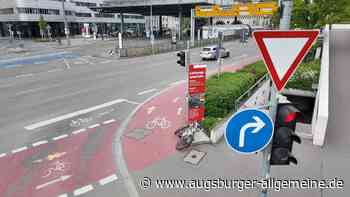 Ampel aus wegen Stromausfall: Radfahrer bei Unfall am Ehinger Tor verletzt