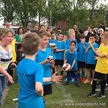 Veel plezier tijdens het schoolvoetbal bij VV Papendrecht