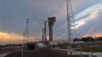 Watch ULA assemble Atlas V rocket ahead of Boeing Starliner astronaut test flight (video)