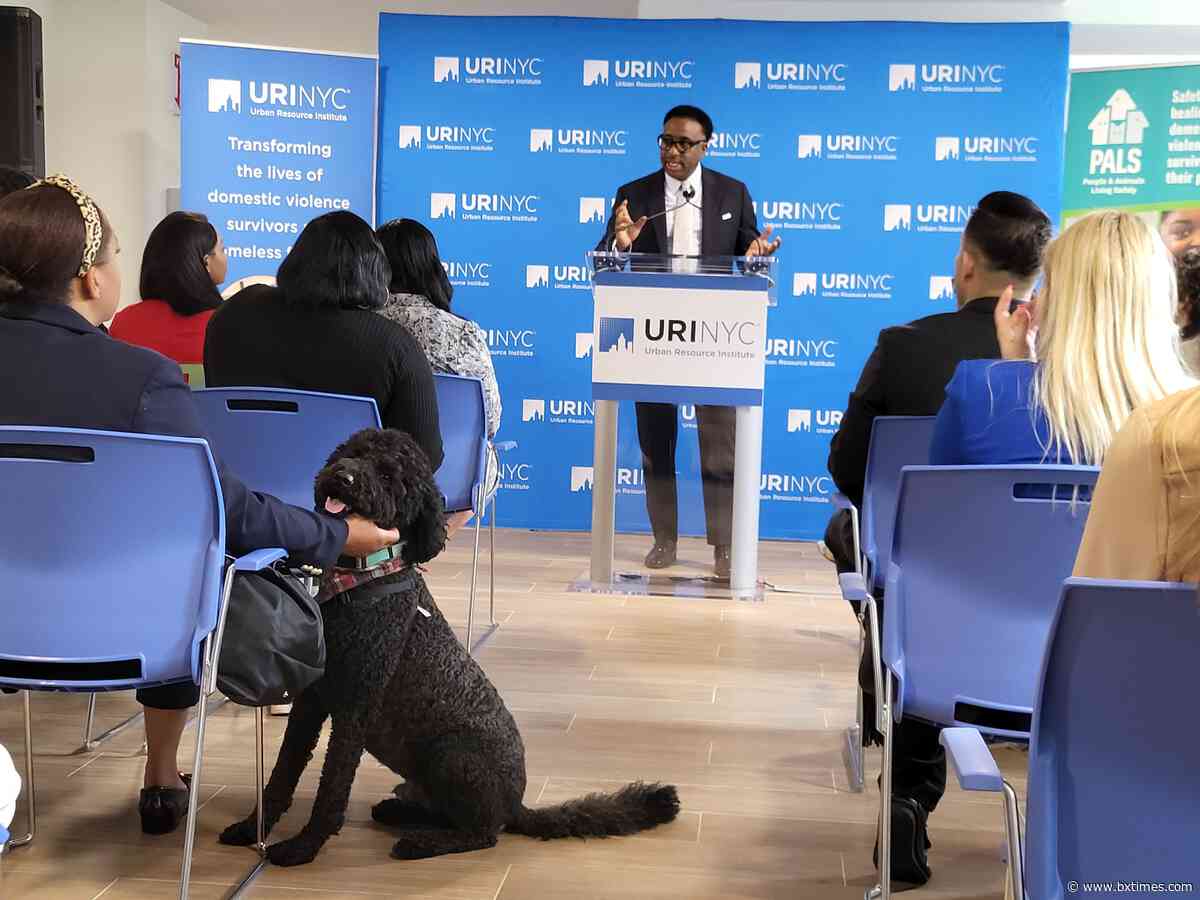‘A groundbreaking initiative’: City’s first pet-friendly homeless shelter opens in the Bronx