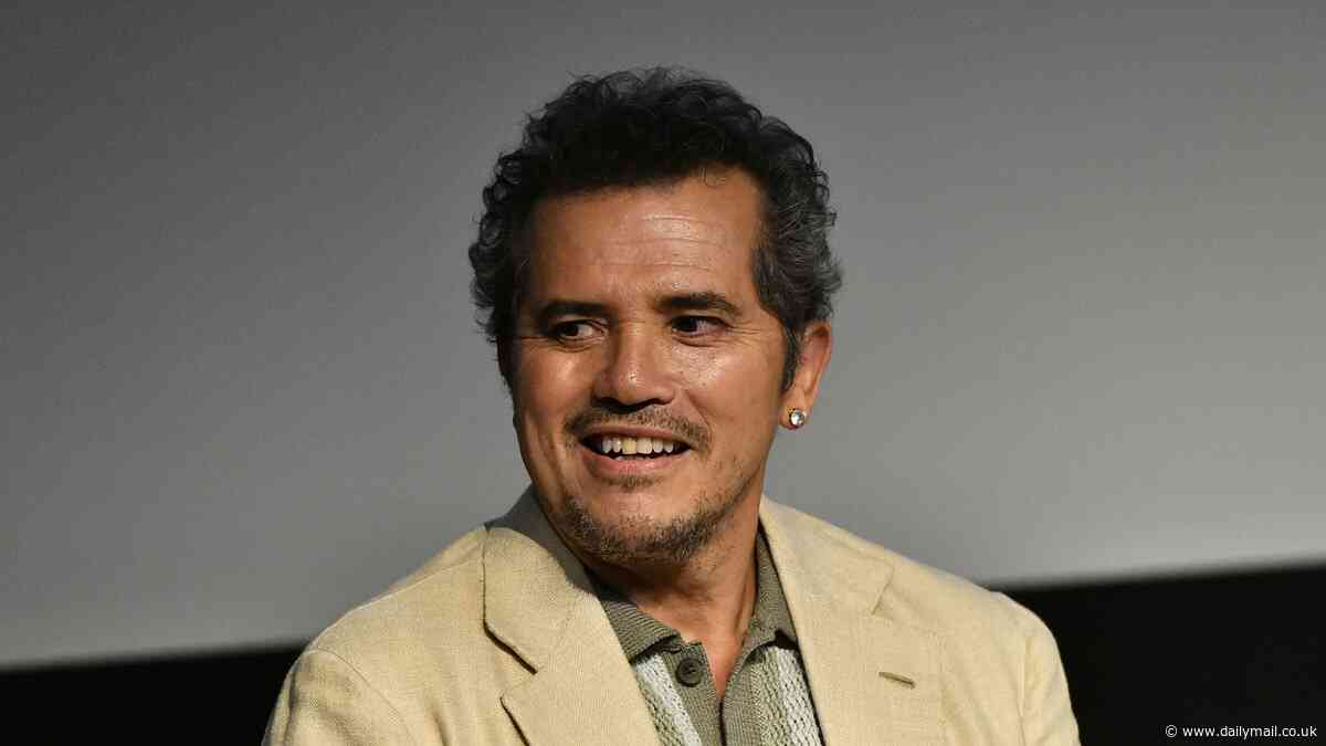John Leguizamo says 'it was difficult working with' late actor Patrick Swayze on 1995's To Wong Foo, Thanks for Everything! Julie Newmar