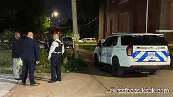 1 dead after being shot early Wednesday in north St. Louis alley