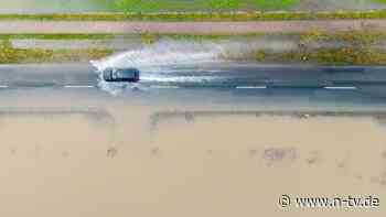 Überschwemmungen nach Unwetter: Wer zahlt bei Wasserschäden am Auto?