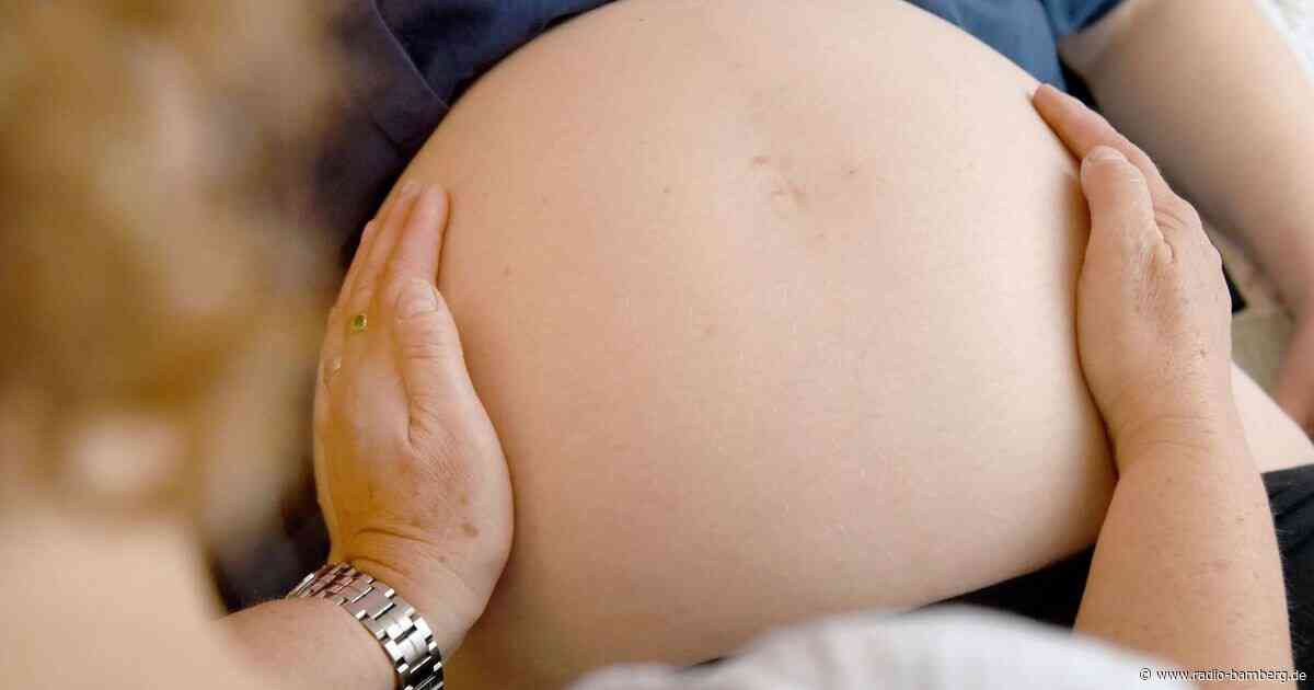 Hebammen-Mangel: Geburtshelferinnen fordern Anerkennung