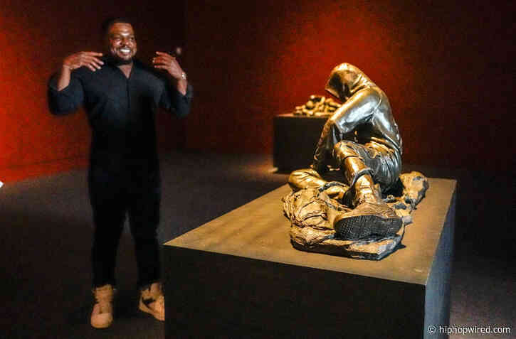 Kehinde Wiley’s New Art Exhibition Plays In The Shadows