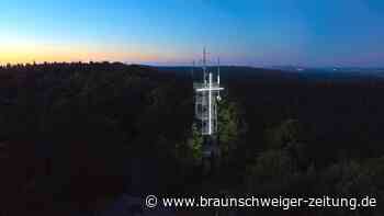 Endlich: Das Kreuz an Salzgitters Bismarckturm leuchtet wieder