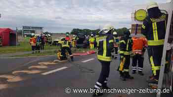 Verkehrsunfall bei Schwülper:  bis zu 6 Personen verletzt