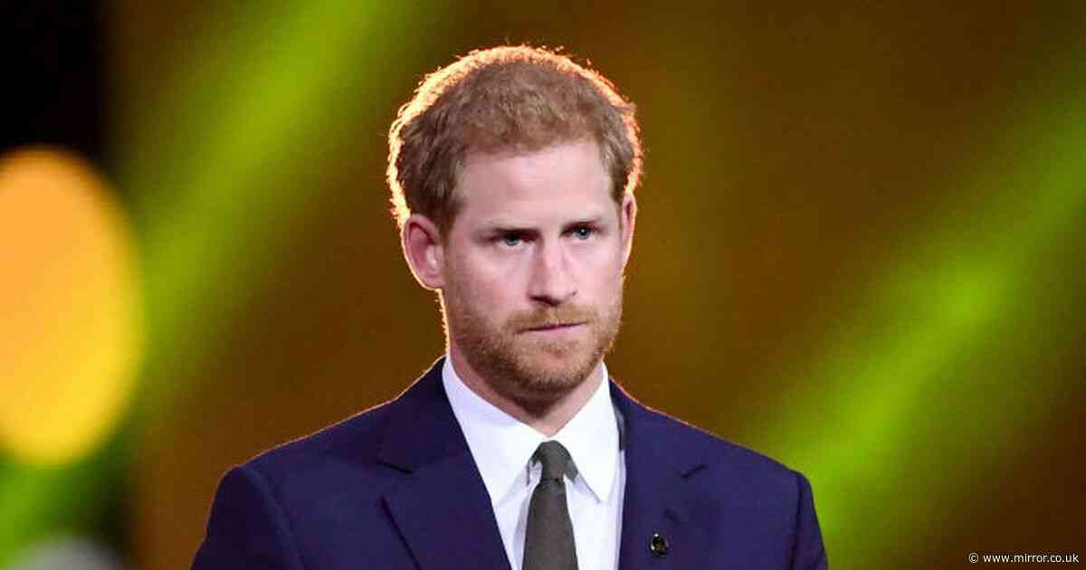 Prince Harry 'offering an olive branch' to Royal Family - but isn't getting a response