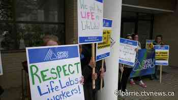 LifeLabs workers strike for better pay, sick leave in Simcoe County