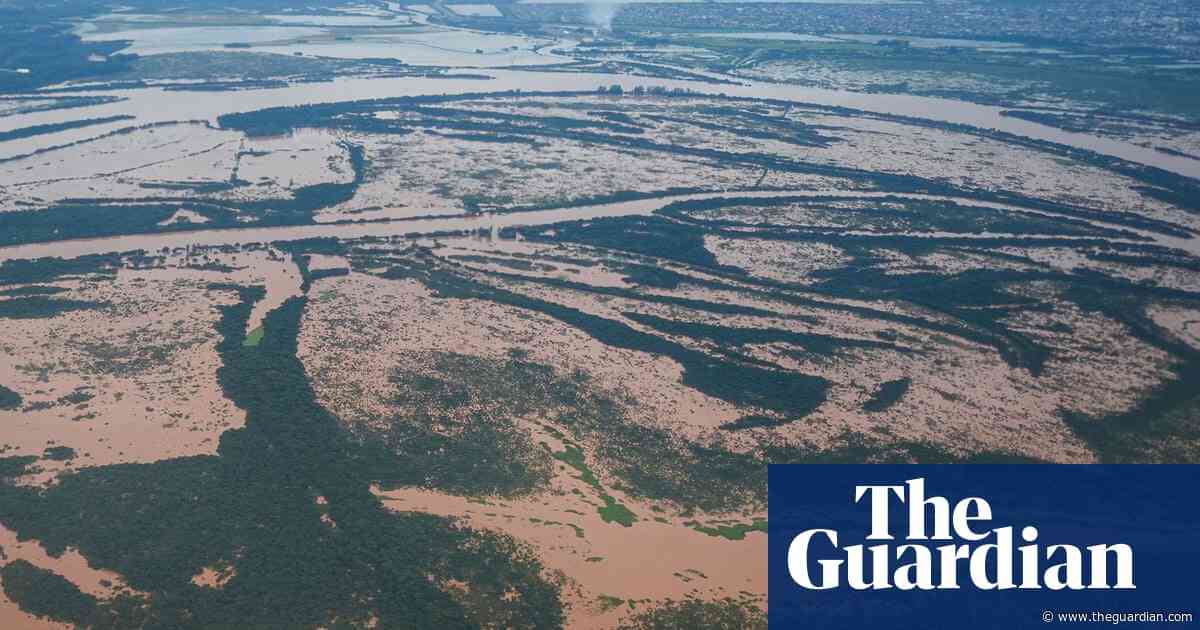 Aerial footage shows scale of flooding in Brazil's Rio Grande do Sul – video