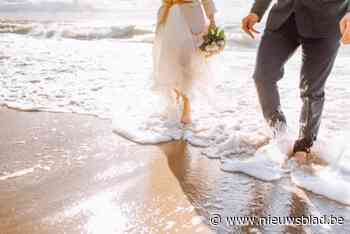 Altijd al naakt willen trouwen? Op dit Italiaans strand kan het