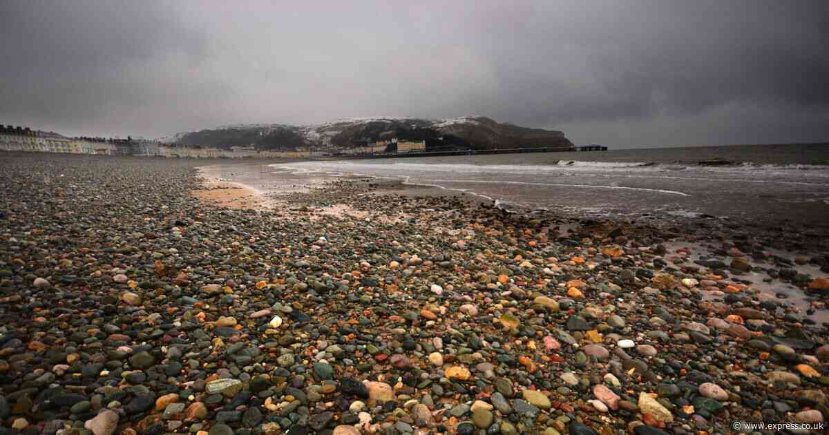 This 'eyesore' beach has been voted the 'most disappointing' in the UK