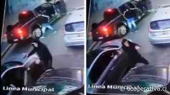 [VIDEO] Futbolista argentino sufrió violento robo de su vehículo