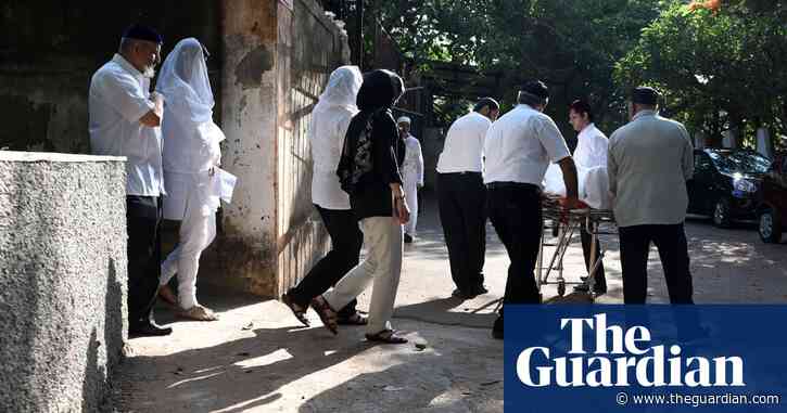 ‘Our culture is dying’: vulture shortage threatens Zoroastrian burial rites