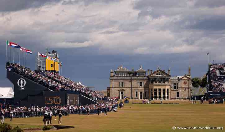 Saint Andrews, reopened historic clubhouse