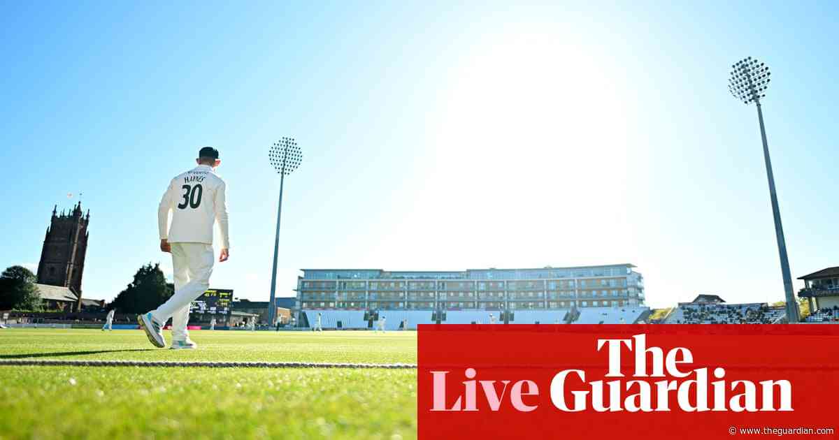 Somerset v Essex, Yorkshire v Glamorgan and more: County cricket day two – live