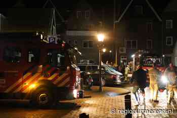 Brandweer aanwezig bij café op de dijk in Volendam