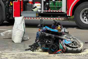 Motorrijder (29) raakt levensgevaarlijk gewond bij aanrijding in Bambrugge