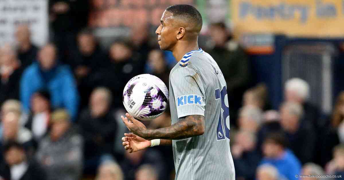What Ashley Young did to fuming Luton supporters as David Moyes spotted behind scenes