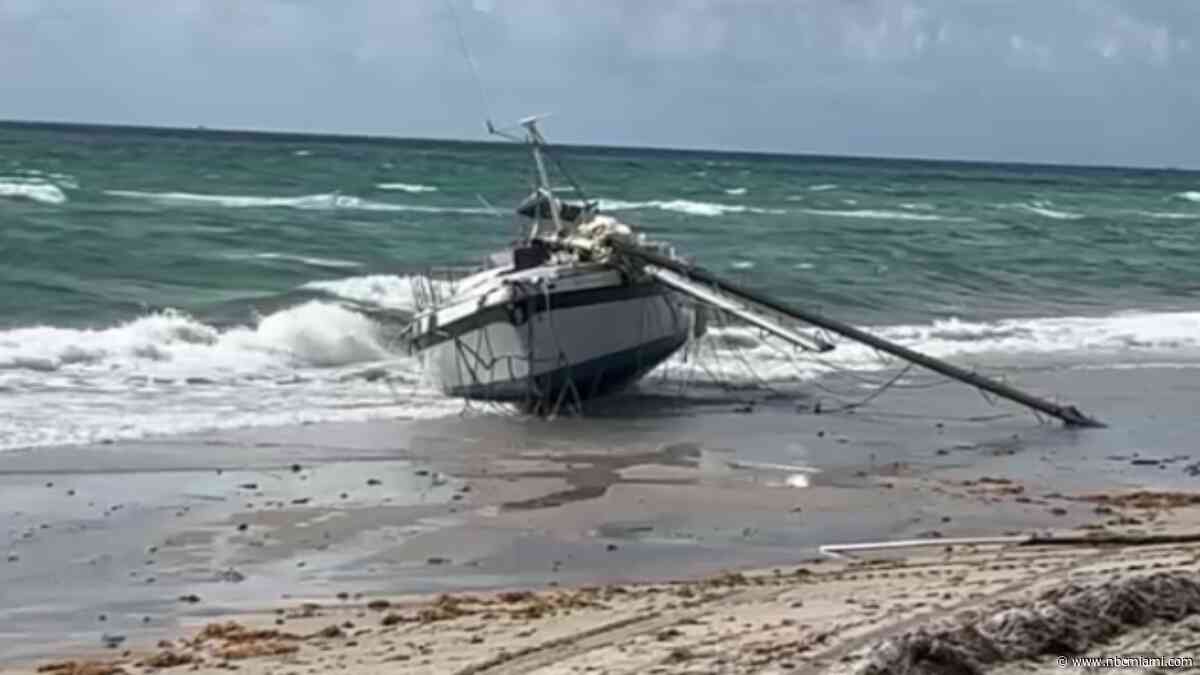 Suspected migrants run off after arriving on boat at Hollywood Beach: Police