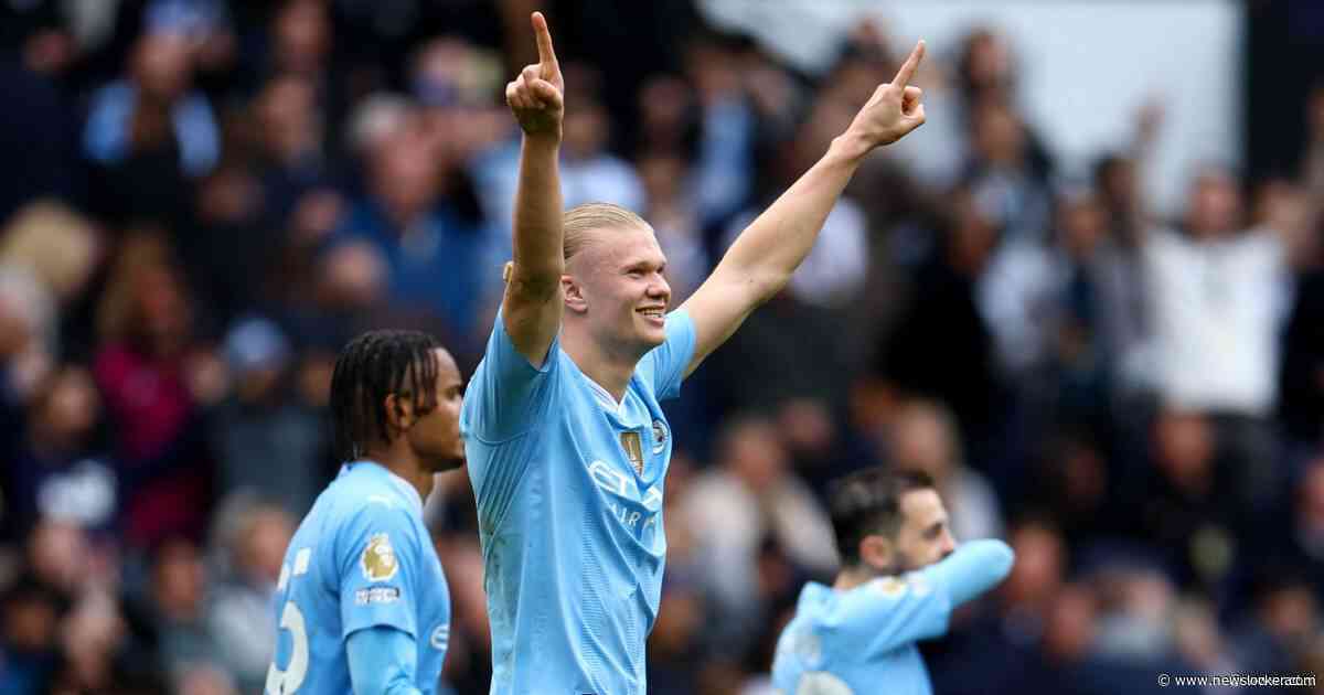 Weergaloze Erling Haaland brengt Manchester City met vier treffers stap dichter bij Engelse titel