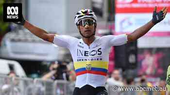 Narvaez outsprints Pogačar to win Giro d'Italia stage one
