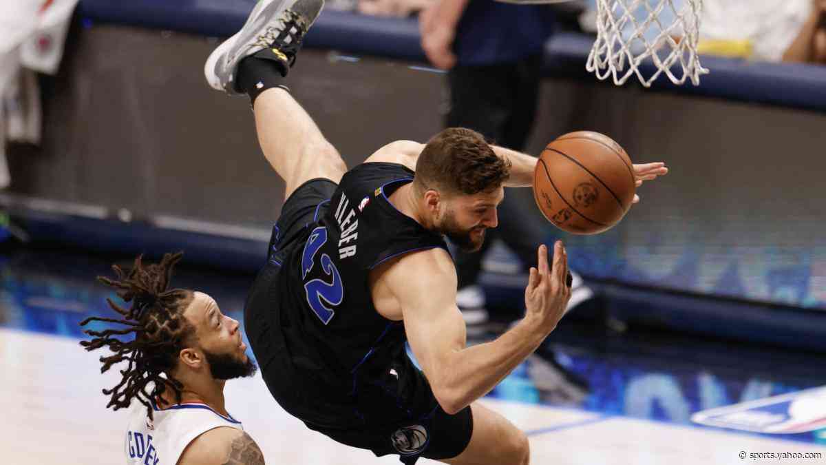 Mavericks' Maxi Kleber out for series vs. Thunder with dislocated shoulder