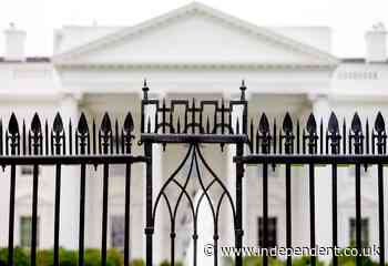 Driver dies after crashing into White House gate, US Secret Service says