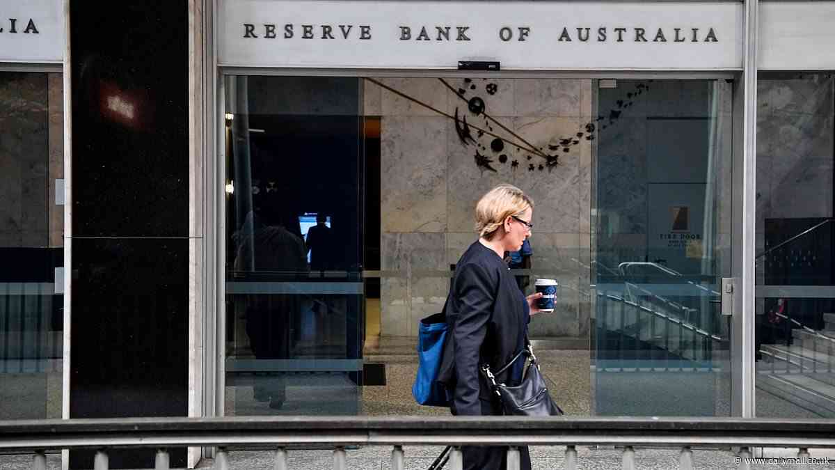 Top economist shares interest rate prediction every Aussie with a mortgage should hear