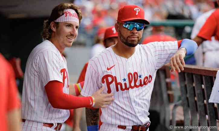 Phillies stay hot on first night without Trea Turner, blow Giants out
