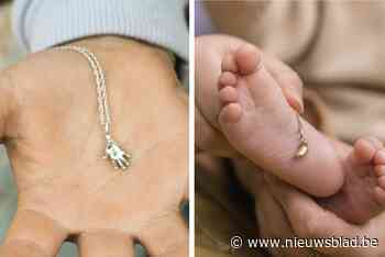 Speciaal voor Moederdag: Evelien vormt kinderhandjes en voetjes om naar juwelen