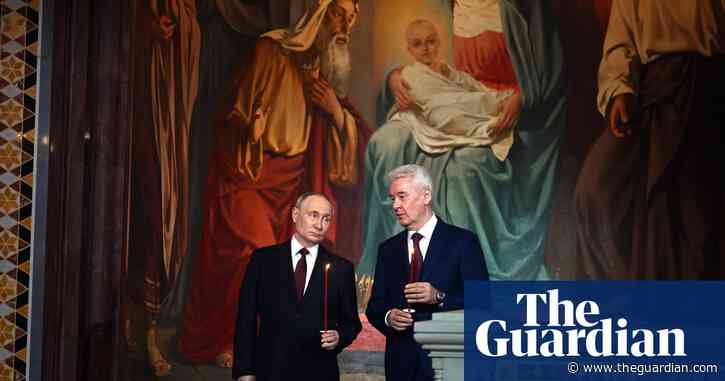 Shadow of war hangs over Orthodox Easter as Zelenskiy and Putin mark holiday