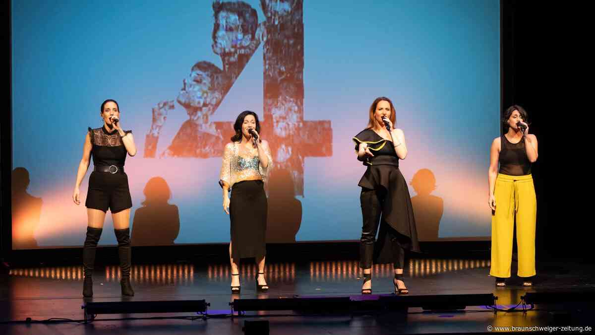 Vier Frauen singen in Wolfsburg ihre eigenen Songs