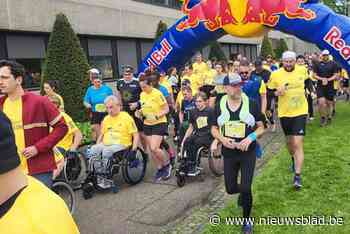 Vierhonderd mensen lopen tegen ruggenmergletsels in Wings For Life World Run
