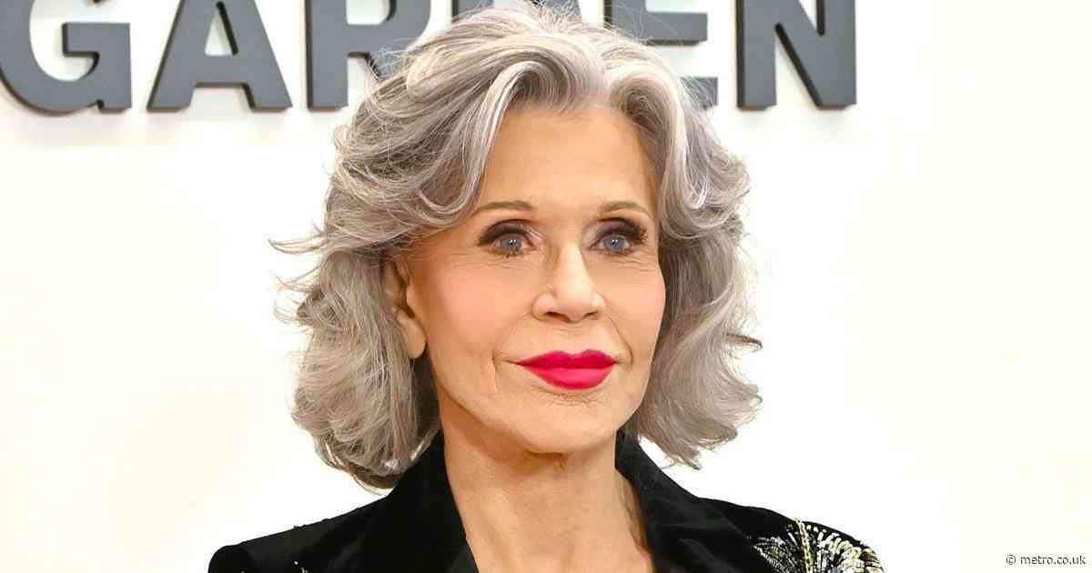 Jane Fonda radiates with ageless smooth face on red carpet at 86 years old