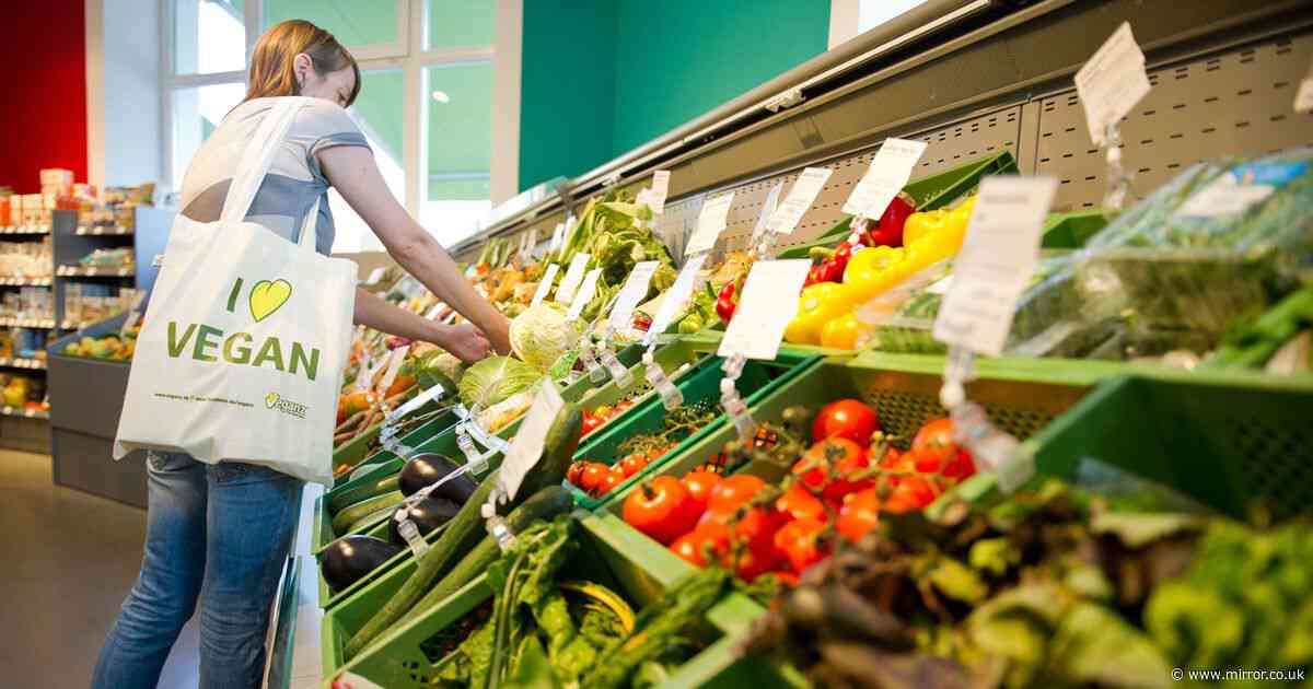 Supermarket expert warns of sneaky price trick which makes shoppers spend more