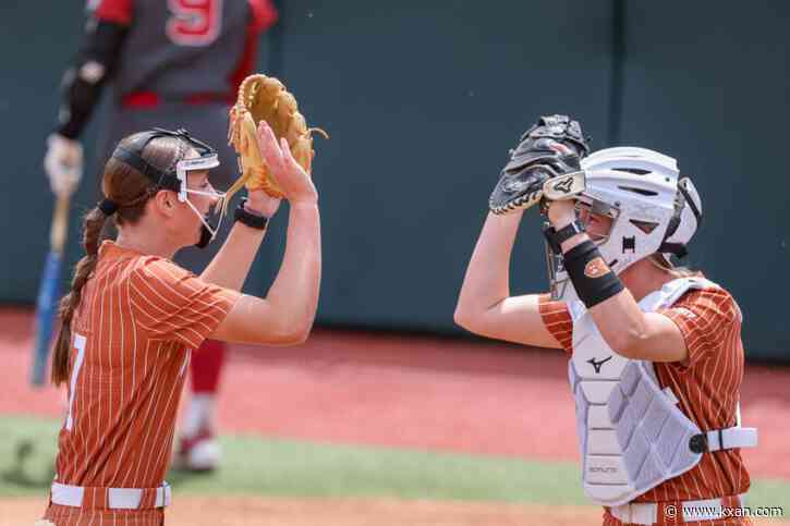 Texas softball claims Big 12 regular season title with another mercy-rule win over Texas Tech