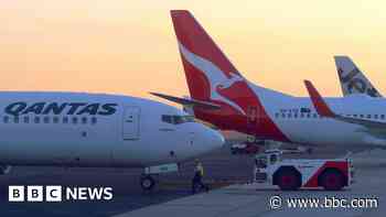 Qantas agrees payouts over 'ghost flights'