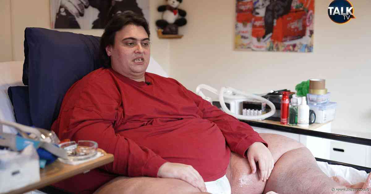 UK's heaviest man may not have proper funeral as his 50ft frame may be too big to cremate