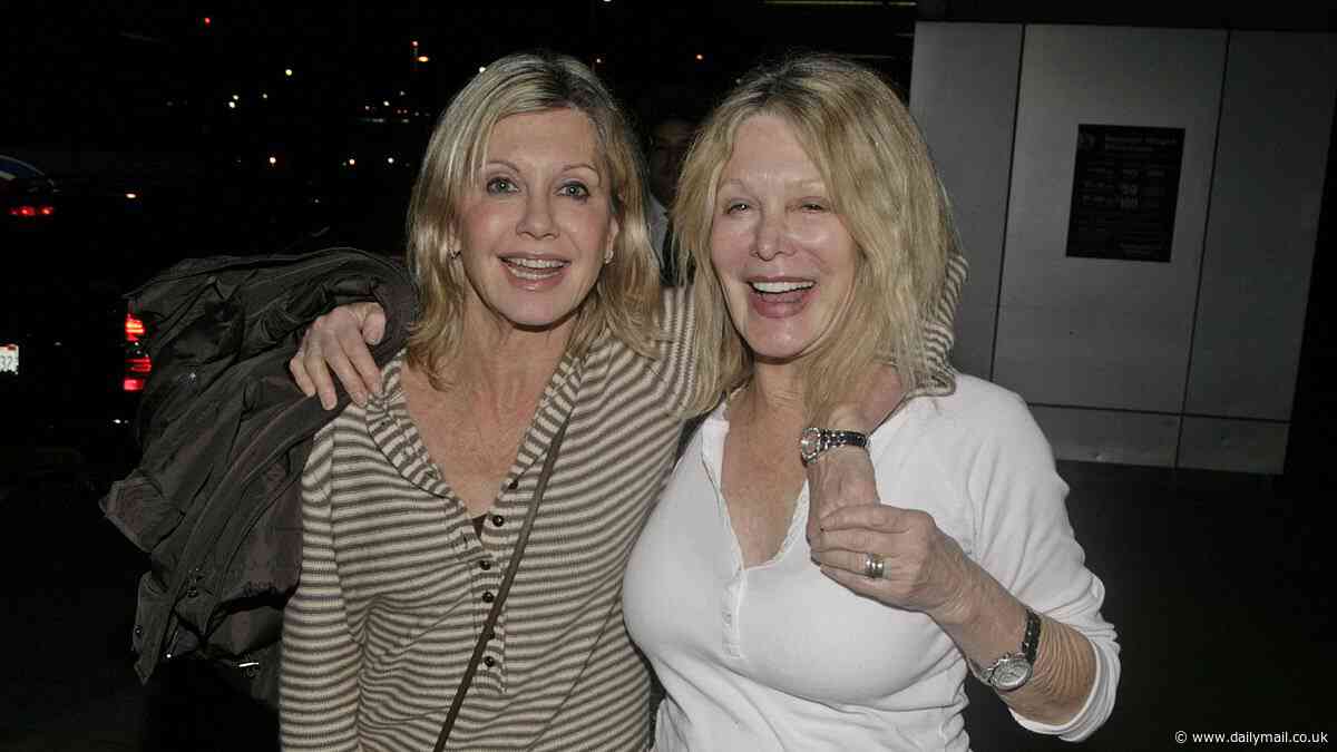Olivia Newton-John's nephew says the late singer and her sister Rona were embroiled in sibling rivalry: 'There was resentment'