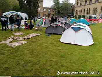 Oxford students protest in solidarity with Palestine