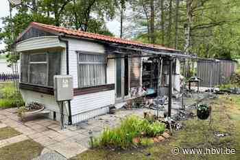 Caravan in Heideblook in Zonhoven uitgebrand: “Luide knal en dan vuurzee”