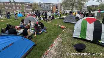 Pro-Palestijnse studenten zetten tentenkamp op bij Universiteit van Amsterdam