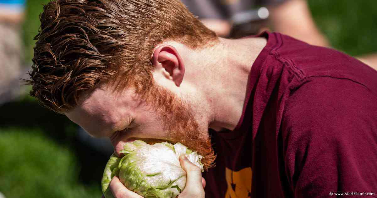 University of Minnesota students race to … eat lettuce?