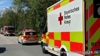 Unfall bei Ramerberg - Motorradfahrer prallt gegen Baum